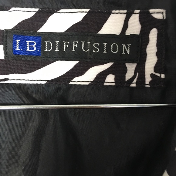 I B DIFFUSION Women’s Zebra Print Jacket, Size M - Picture 3 of 8